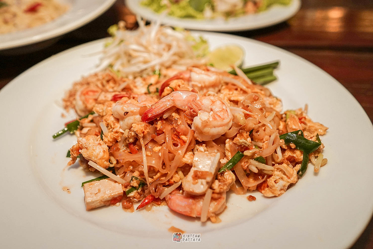 Pad Thai with prawns